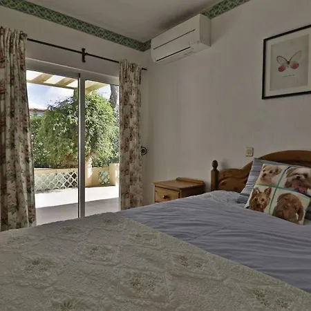 Quadradinhos 21q 4 Bedrooms Private Pool ואלה דה לובו